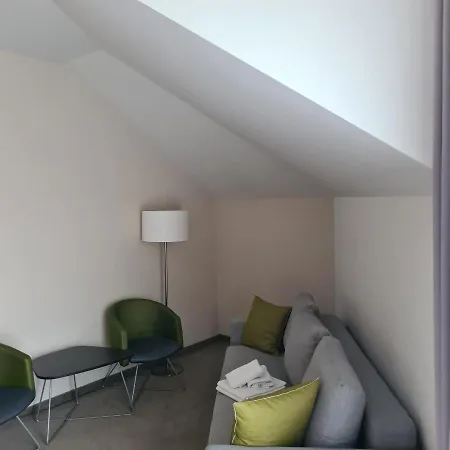Apartament Czarna Gora 400 *